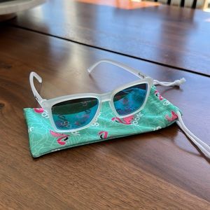 Goodr middle seat advantage used